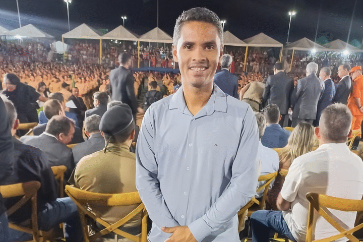 Upscalemedia transformed 2.png